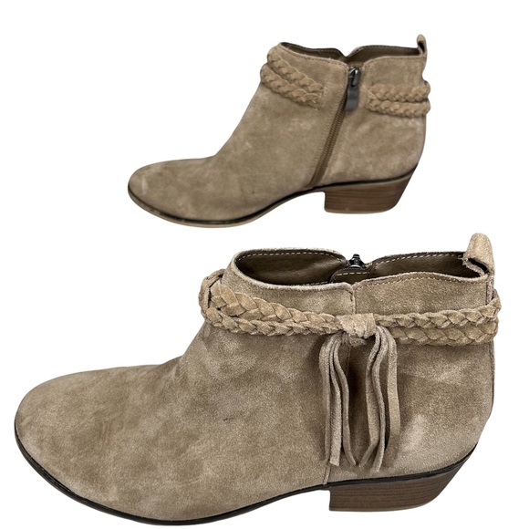 Michael Shannon Suede Mallory Booties Womens Beige Braided Leather Tassel Size 8 - Picture 3 of 10